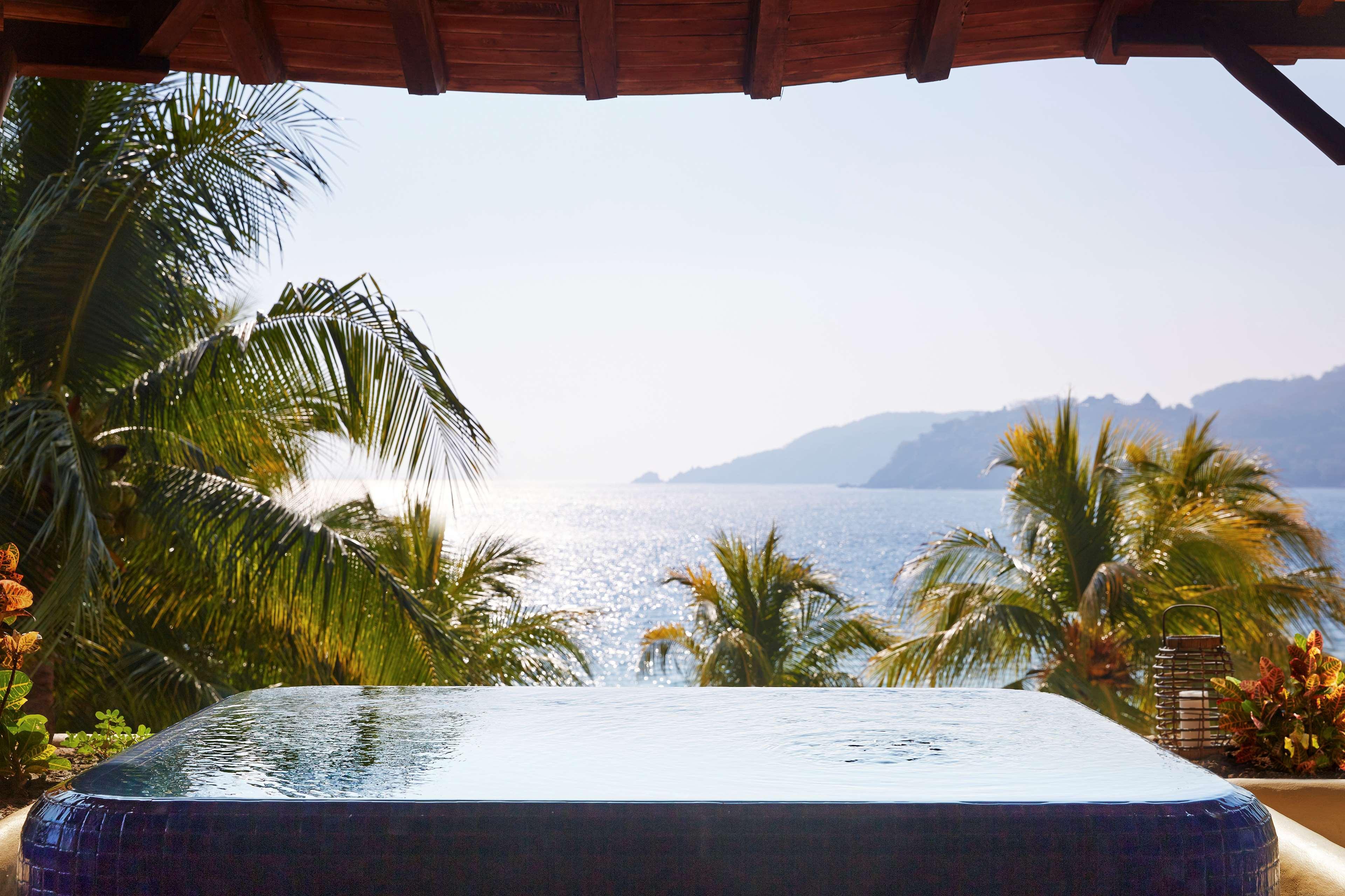 Thompson Zihuatanejo, A Beach Resort, By Hyatt Екстер'єр фото